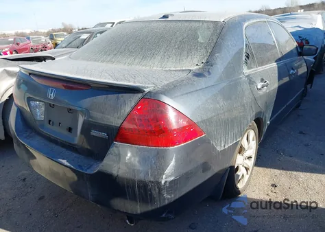 2006 Honda Accord 3.0 Ex z USA, uszkodzony, nr VIN 1HGCM66516A057853